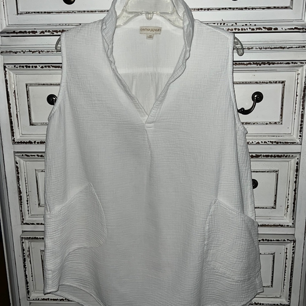 Cynthia Rowley one X short sleeve seersucker top